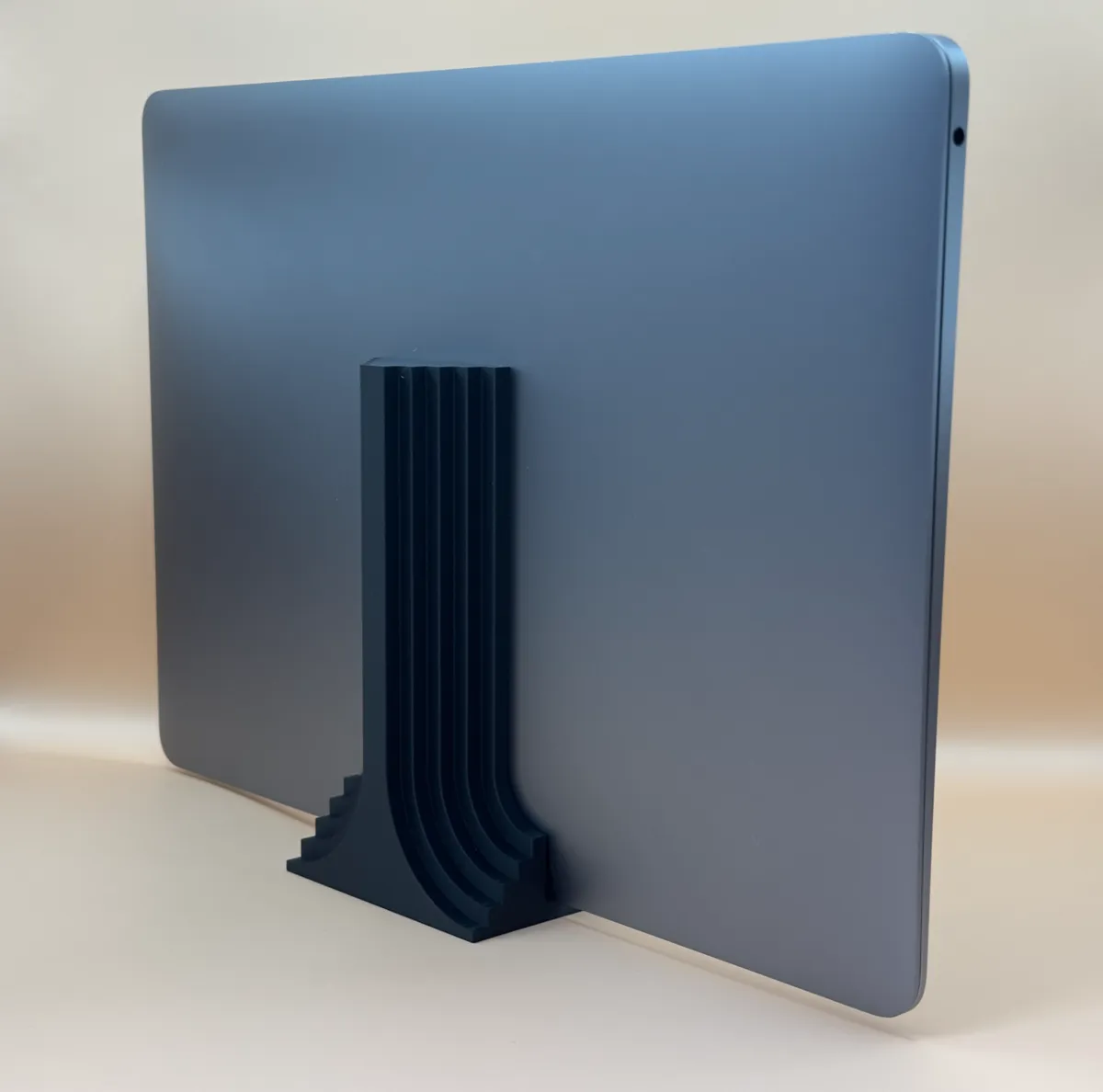 Modernist Macbook Air 13 stand - Office, in stock in India