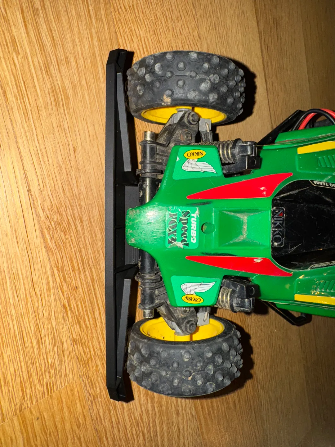 Bumper frontale Nikko SuperFox, photo 3 of 4 - Bumper frontale Nikko SuperFox Hobby & DIY
