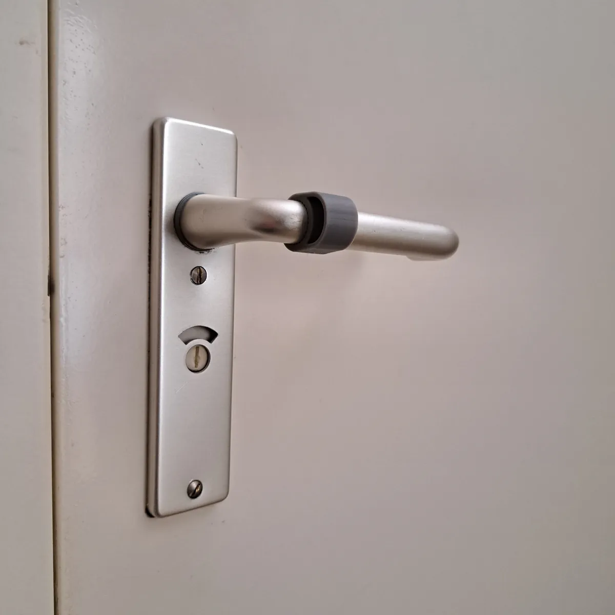 TPU Door handle stop 16mm, photo 4 of 4 - TPU Door handle stop 16mm Tools & Workshop