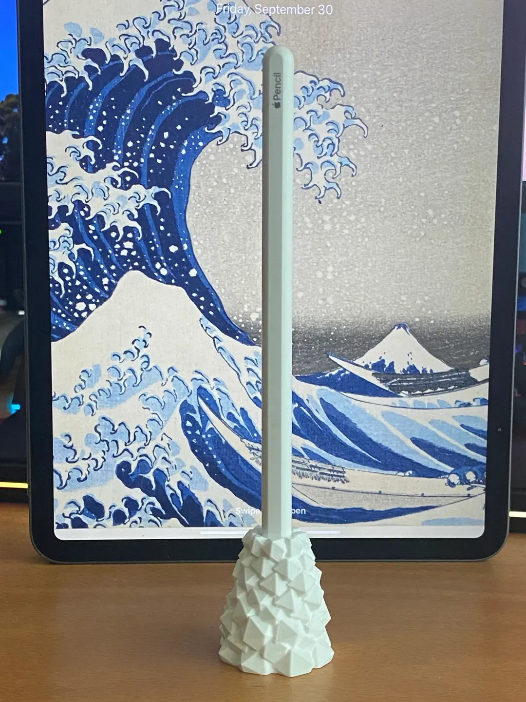 Apple Pencil Holder