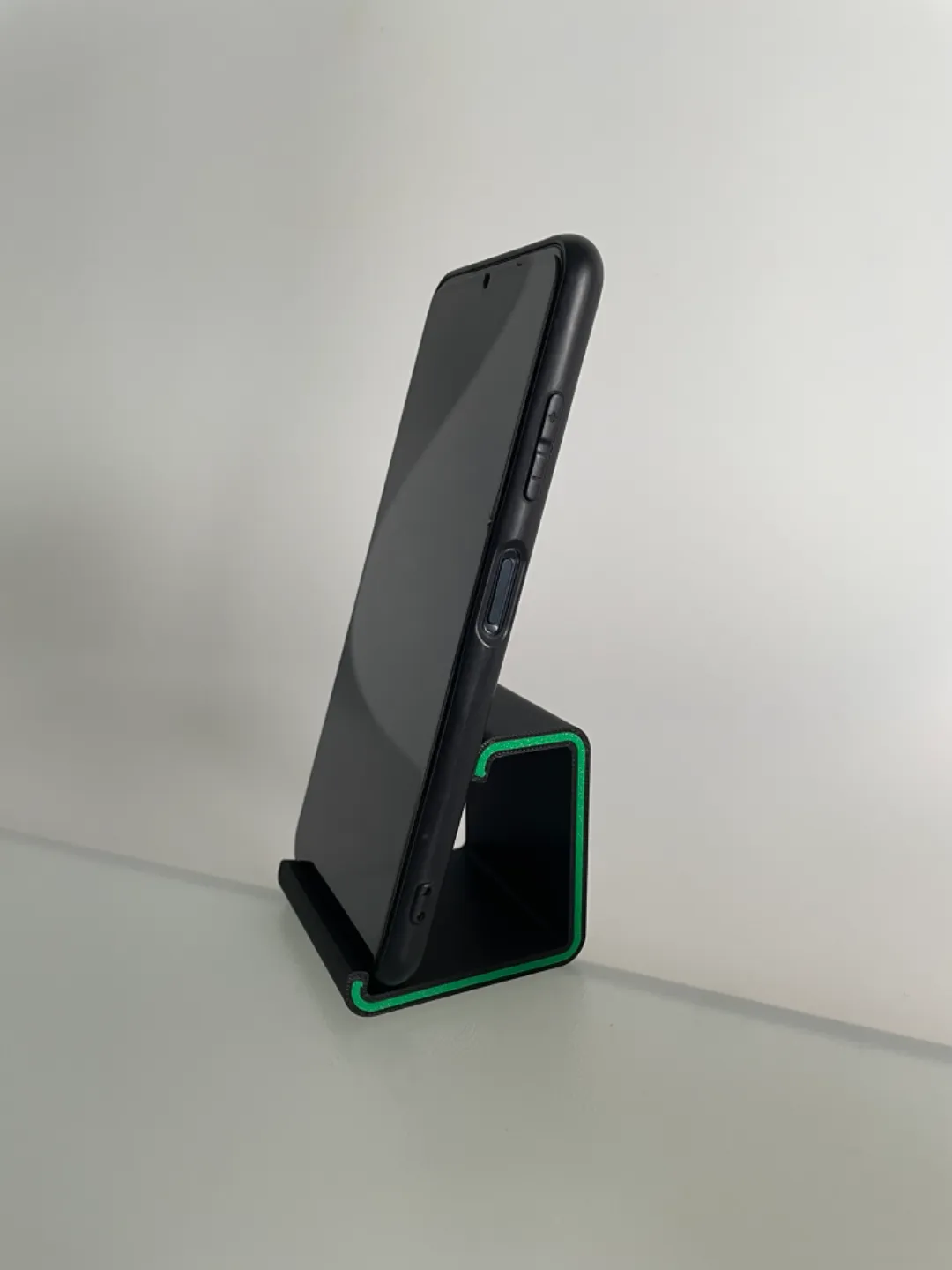 Portrait and Landscape Phone Holder, photo 4 of 4 - Portrait and Landscape Phone Holder Mobile & Device Accessories