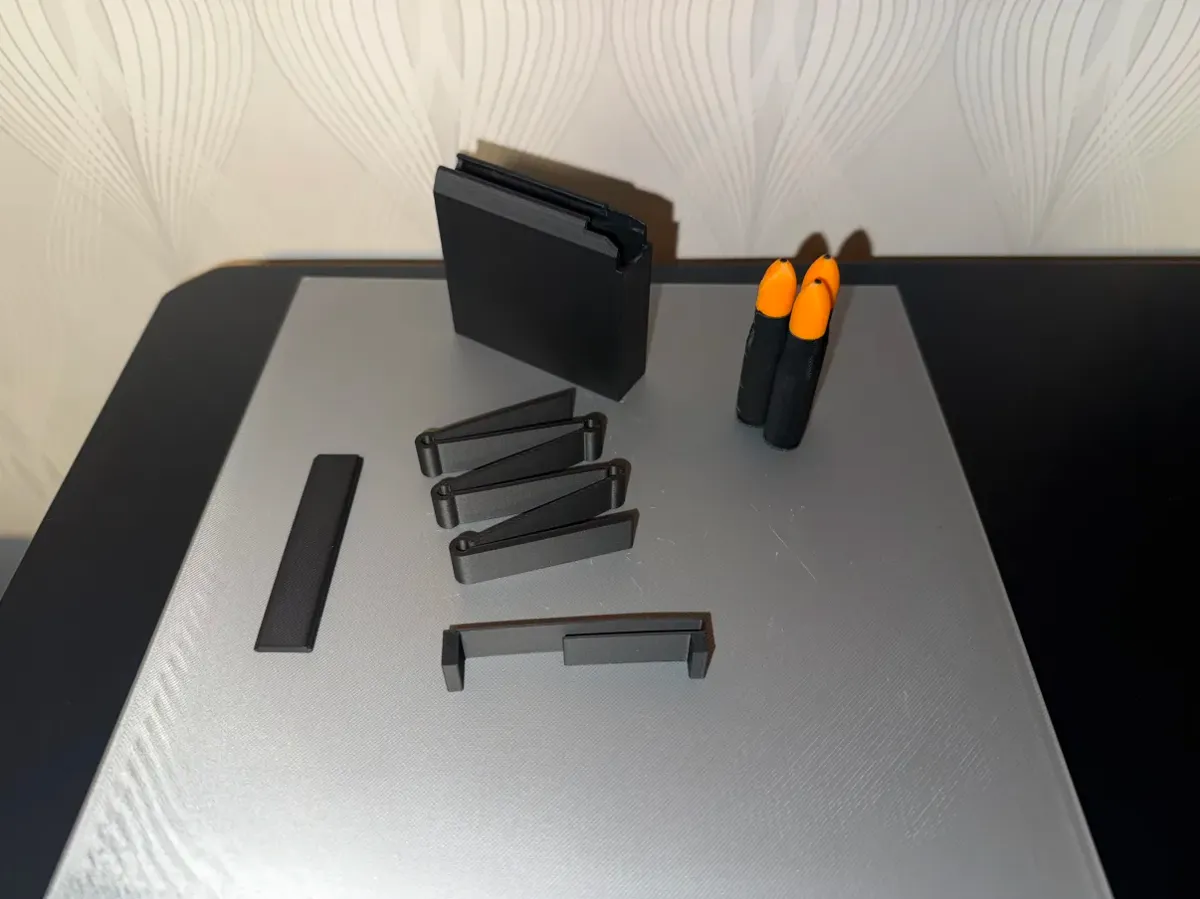 Magazine Fidget Toy, photo 2 of 4 - Magazine Fidget Toy Fidget & Sensory Toys
