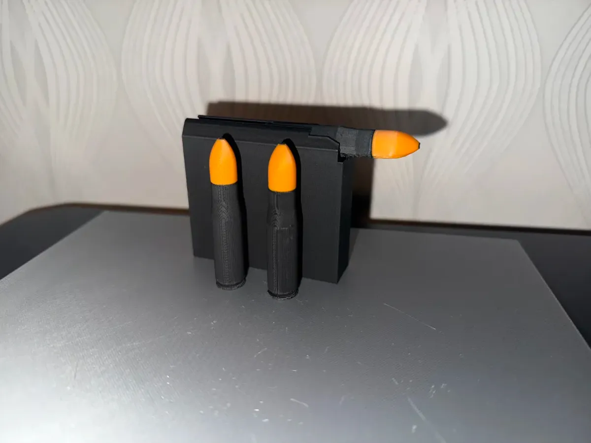 Magazine Fidget Toy, photo 3 of 4 - Magazine Fidget Toy Fidget & Sensory Toys