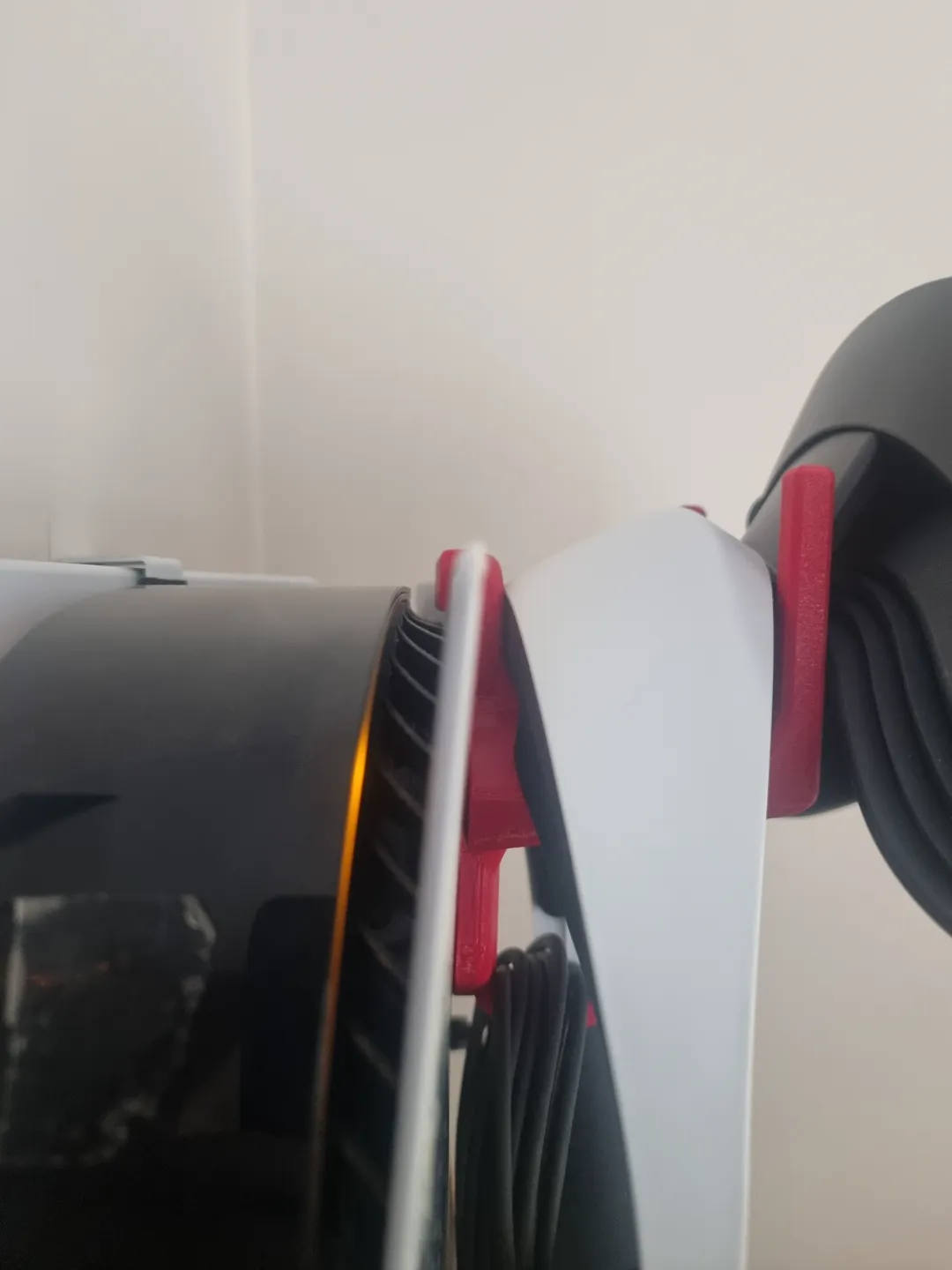 PSVR2 Ps5 Mount with hook, photo 4 of 4 - PSVR2 Ps5 Mount with hook Tools