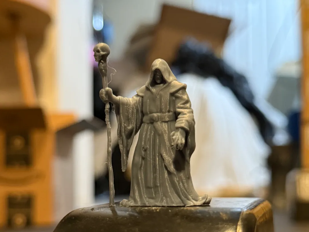 DnD Miniature Mage Set
