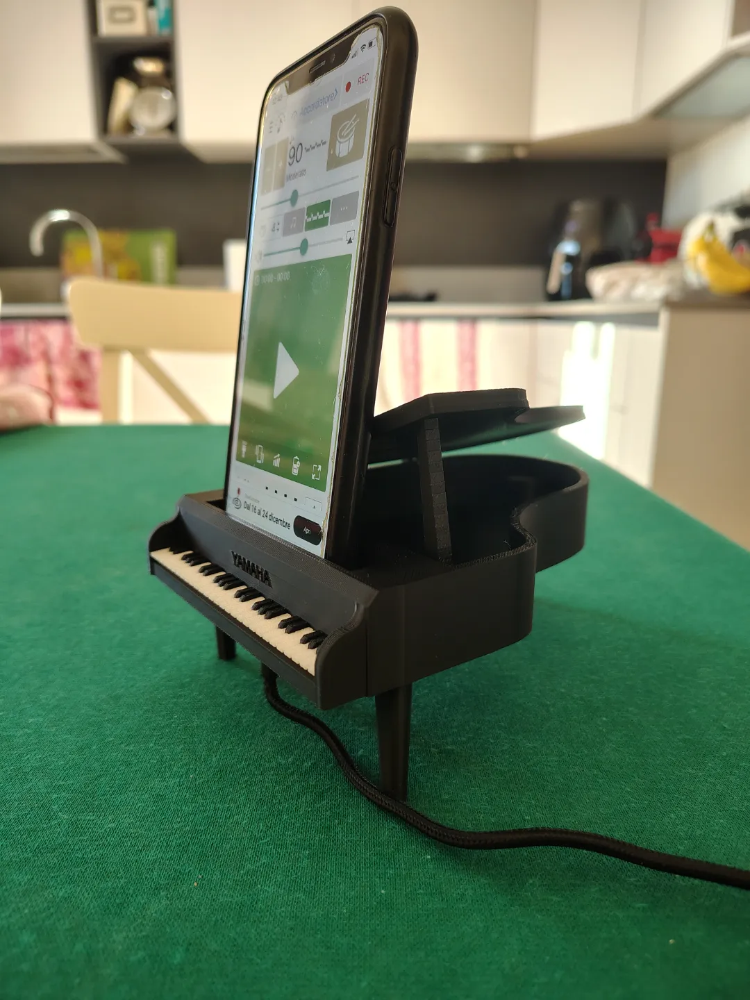 Grand Piano Phone Holder, photo 4 of 4 - Grand Piano Phone Holder Tools