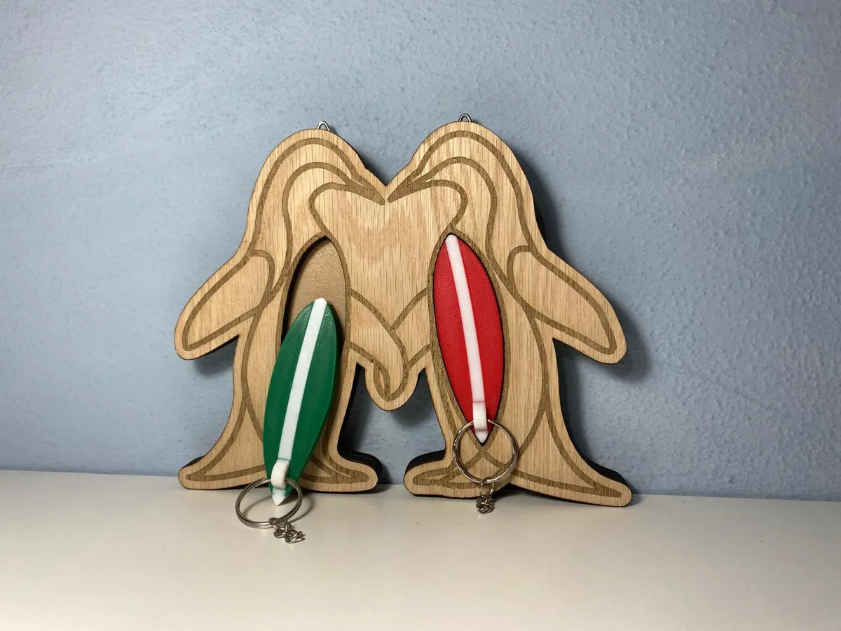 Penguins keychain holder