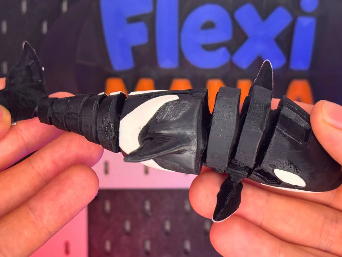 Flexi Robo Orca, Articulated Robot, photo 3 of 4 - Flexi Robo Orca, Articulated Robot Fidget & Sensory Toys