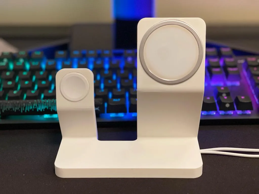 iPhone and Apple Watch Charging Stand - Gadgets, in stock in India