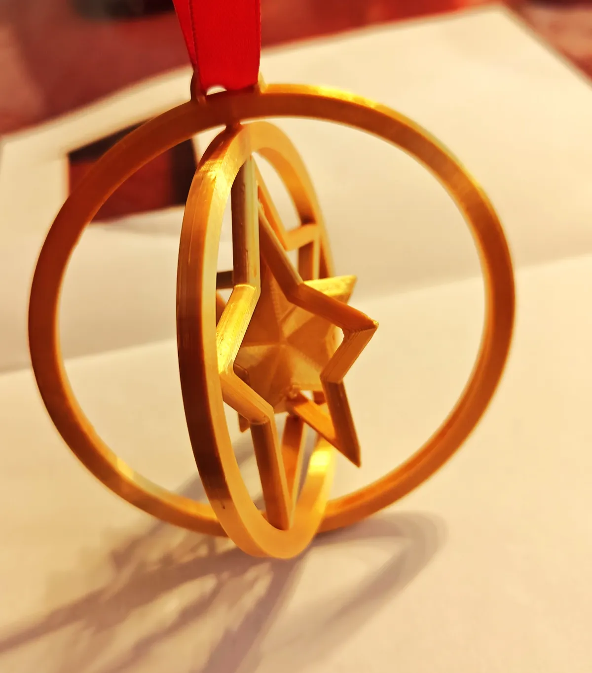 Spinning Christmas Ornament Star Gyro, photo 4 of 4 - Spinning Christmas Ornament Star Gyro Household
