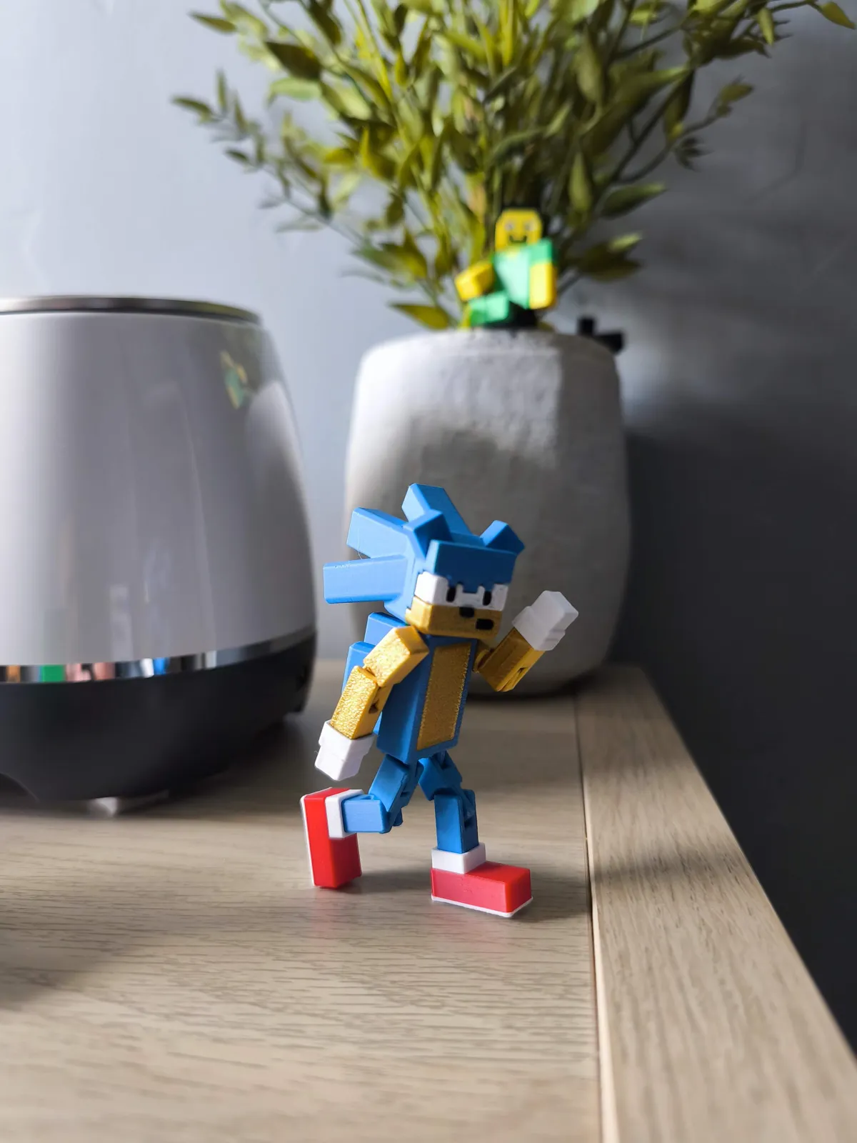 Sonic the Hedgehog - Minecraft Style, photo 3 of 4 - Sonic the Hedgehog - Minecraft Style Figurines & Collectibles