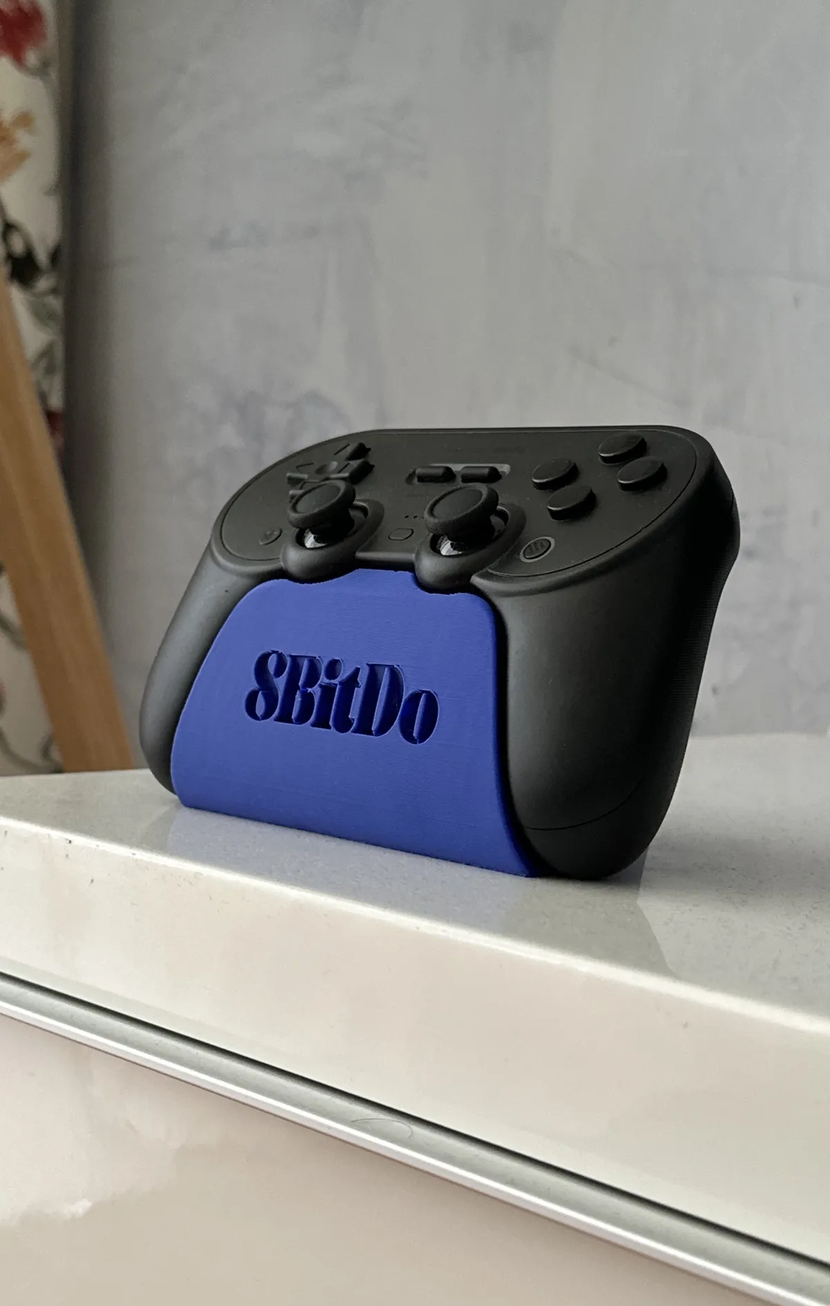 8bitdo Pro 2 & 3 stand, photo 2 of 2 - 8bitdo Pro 2 & 3 stand Storage & Organisation