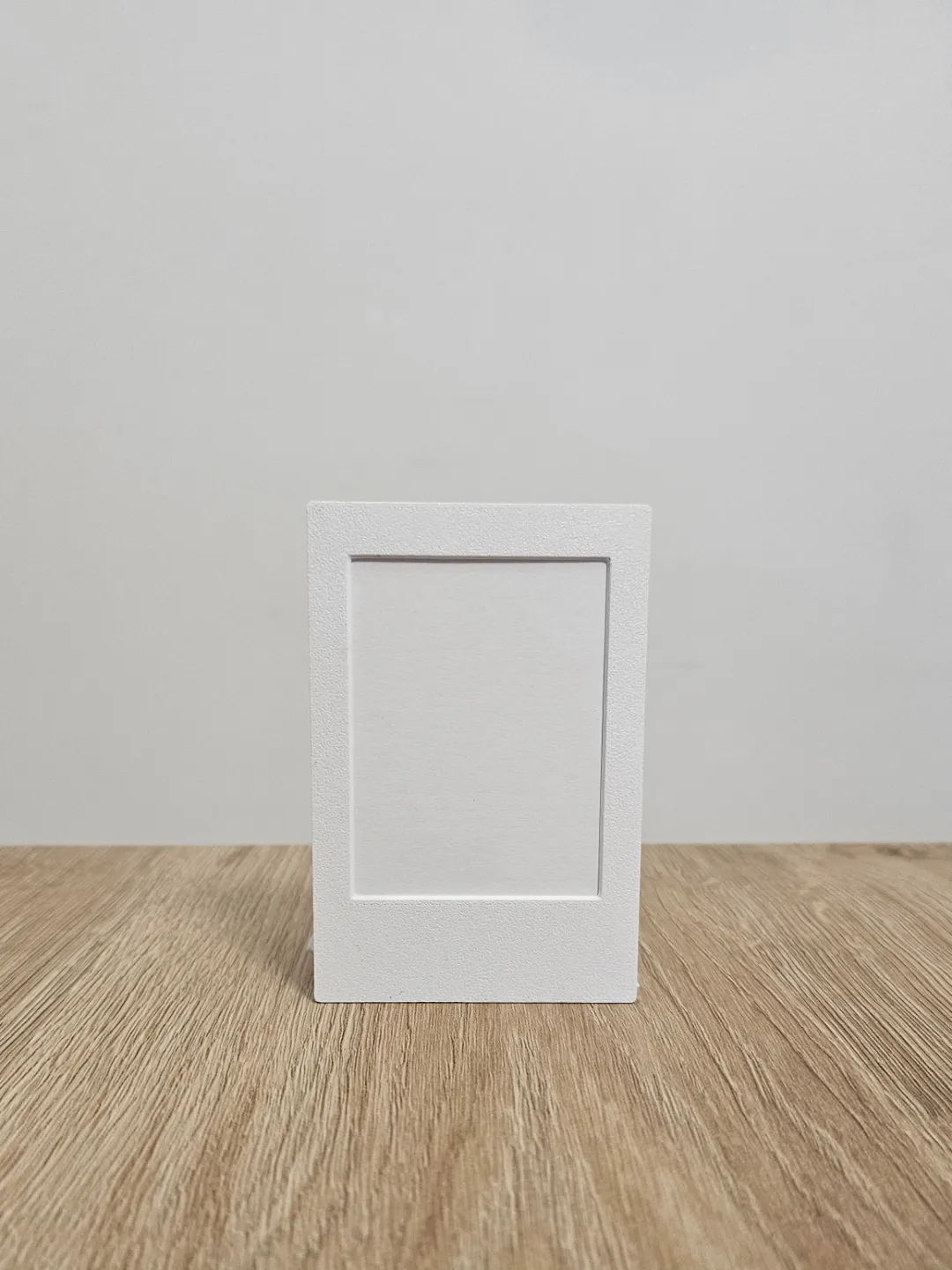 Polaroid Holder - Photo Frame, photo 3 of 3 - Polaroid Holder - Photo Frame Home Decor Items