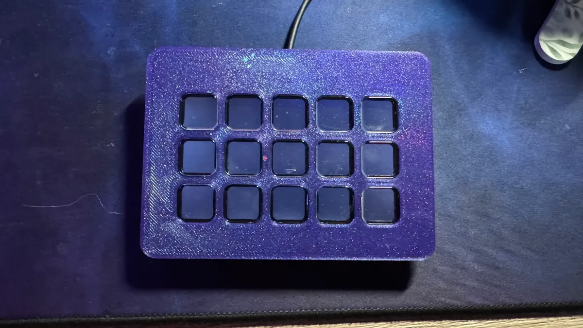 Simple Streamdeck Faceplate first Generation, photo 2 of 2 - Simple Streamdeck Faceplate first Generation Hobby & DIY