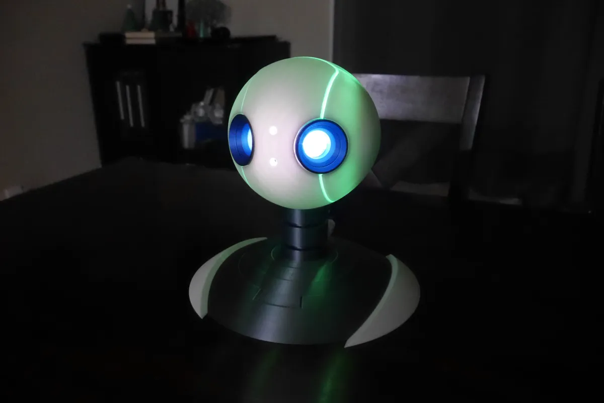 Robot Bust Light Up Sculpture - Roz, photo 3 of 4 - Robot Bust Light Up Sculpture - Roz Figurines & Collectibles