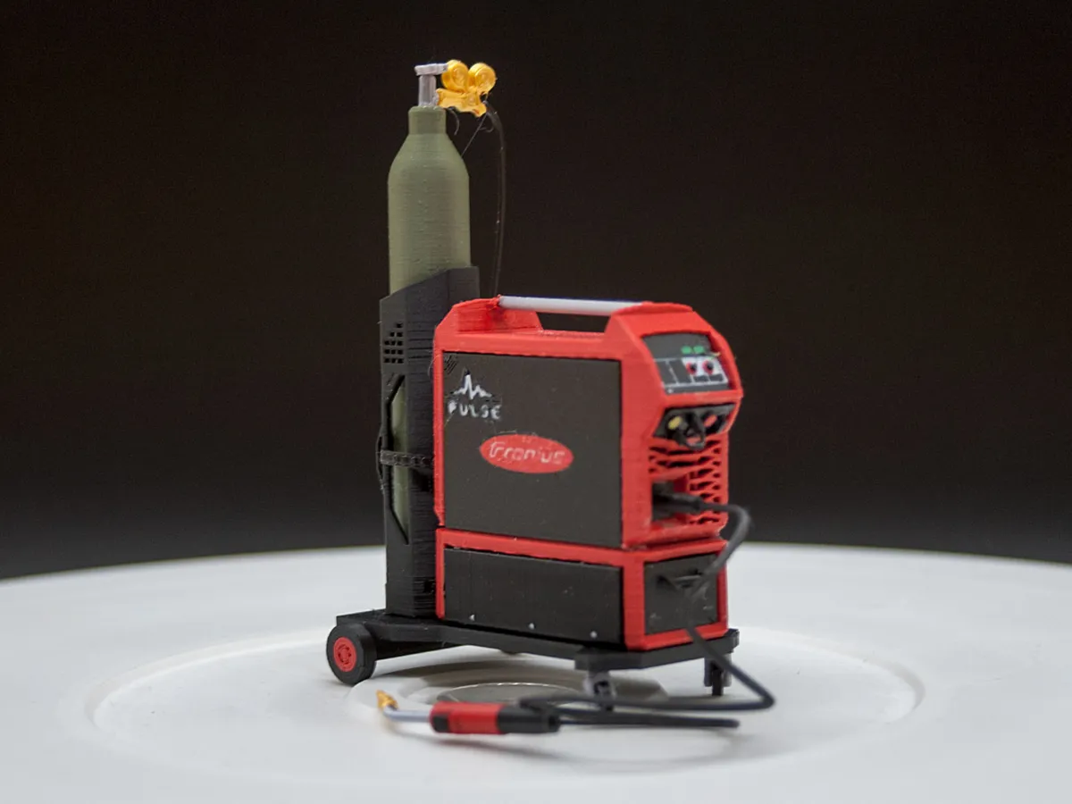 Miniature Welder for Garage Diorama, scale 1:18
