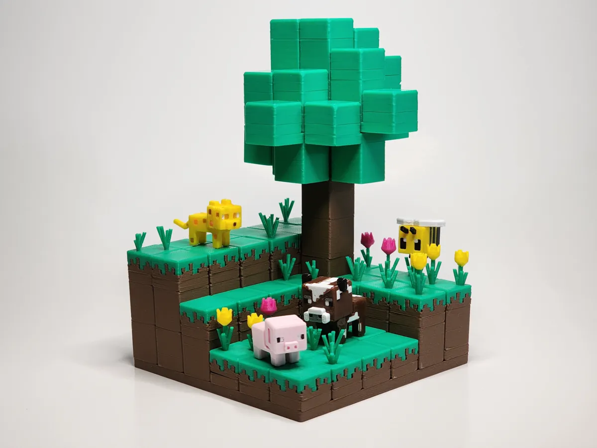 Minecraft-inspired Cow Mini Figure Kit / Keychain, photo 4 of 4 - Minecraft-inspired Cow Mini Figure Kit / Keychain Keychains