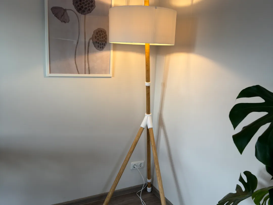 Standing Lamp / Floor Lamp