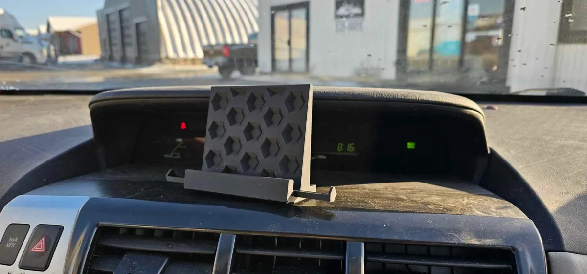 Phone mount for car dash - use responsibly! - Vehicles, in stock in India