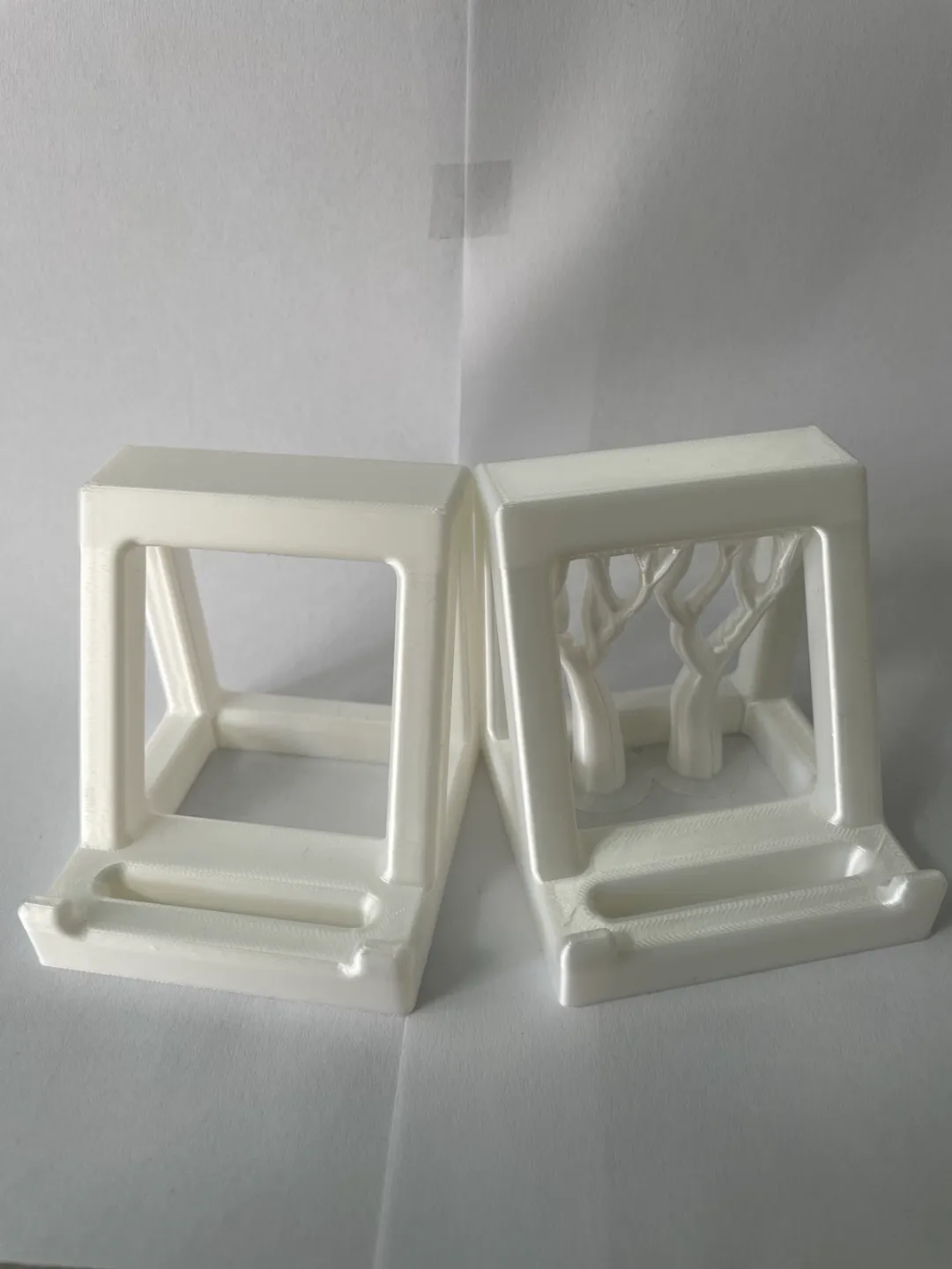 Mobile phone holder for home, photo 2 of 4 - Mobile phone holder for home Household