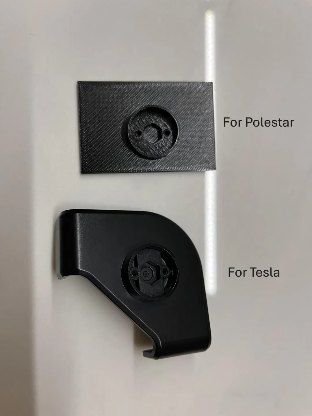 Spigen OneTap Pro MagSafe mounting plate Polestar, photo 3 of 4 - Spigen OneTap Pro MagSafe mounting plate Polestar Hobby & DIY