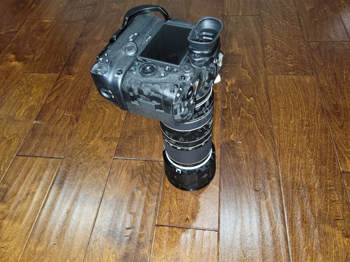 Canon RF 100-500L Lens Hood Bumper, photo 2 of 4 - Canon RF 100-500L Lens Hood Bumper Camera & Photography
