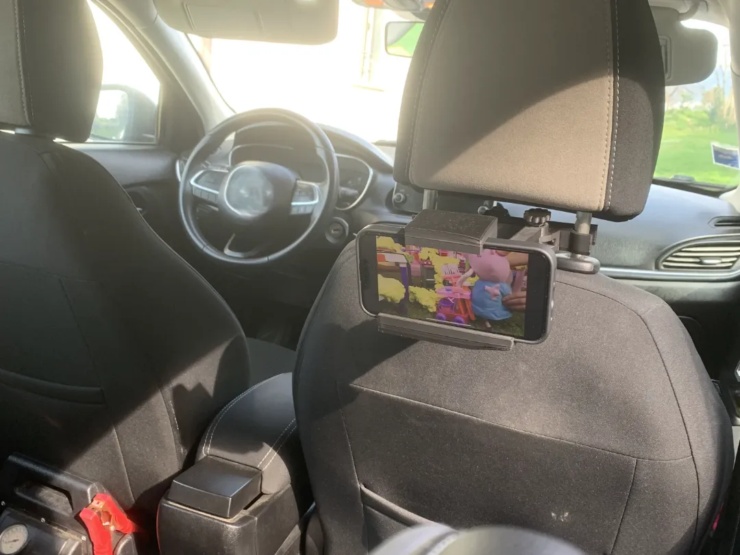 Supporto Smartphone e tablet per macchina