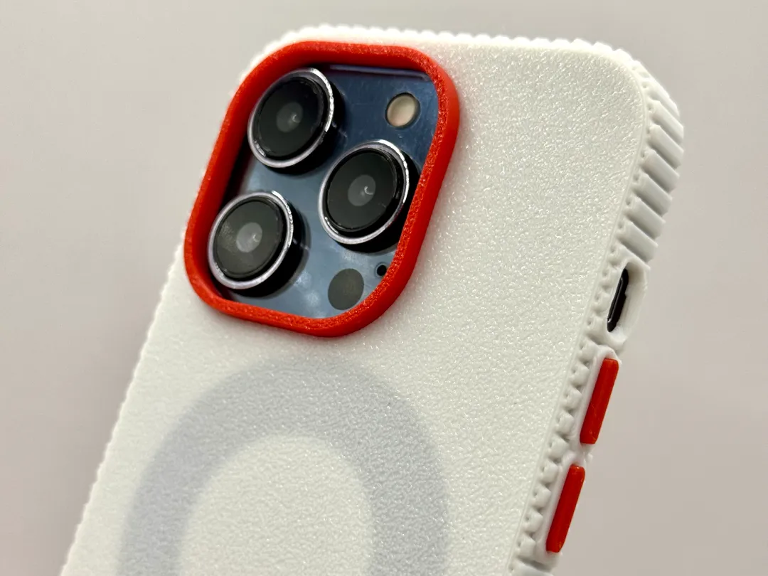 iPhone 14 Pro Zigzag Case