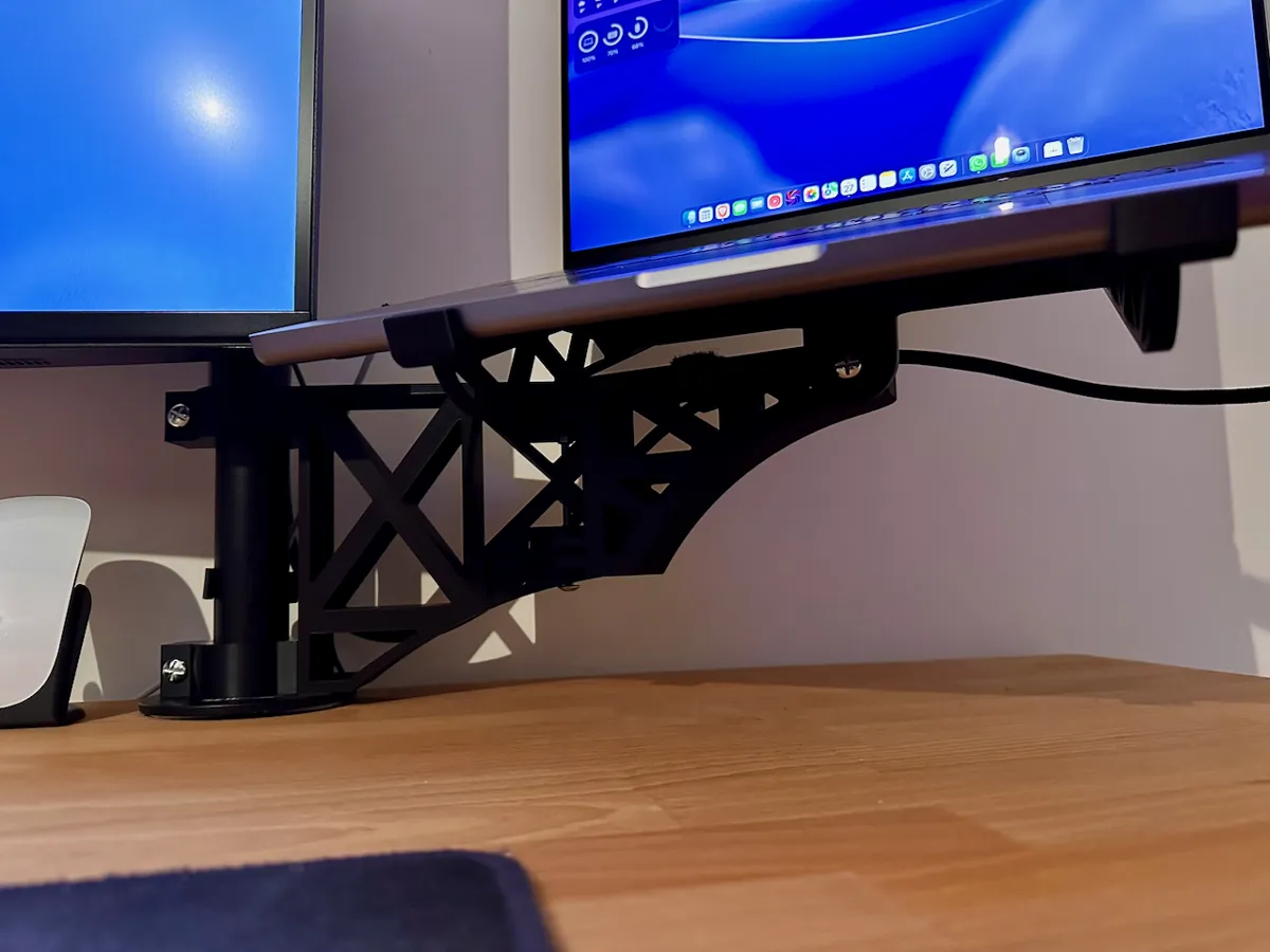 Laptop Arm for monitor stands, photo 3 of 4 - Laptop Arm for monitor stands Mobile & Device Accessories