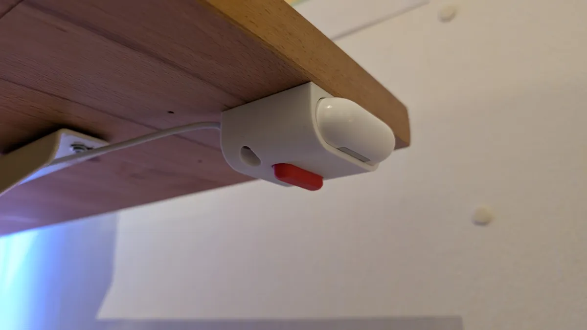 Mechanical Under-Desk Charging Dock AirPods Pro 2, photo 2 of 4 - Mechanical Under-Desk Charging Dock AirPods Pro 2 Mobile & Device Accessories