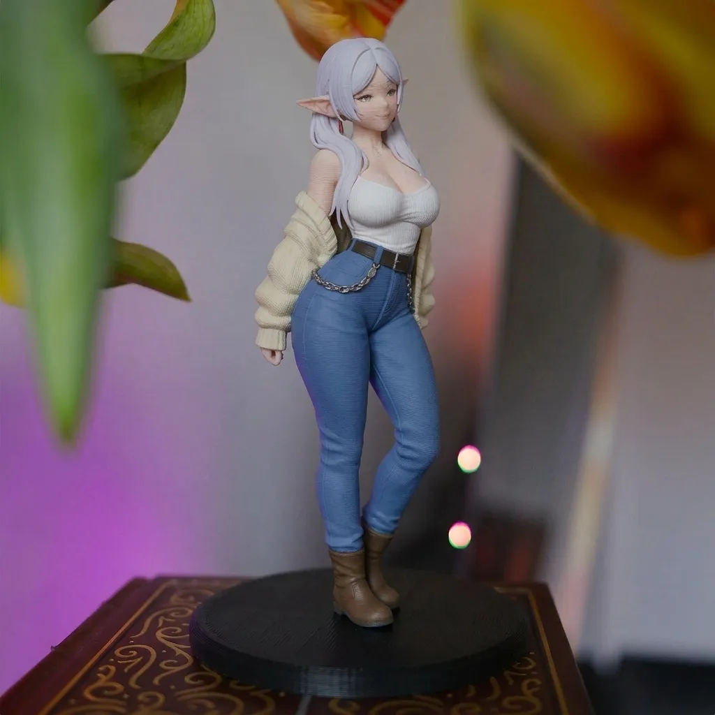 Frieren outfit casual, photo 2 of 2 - Frieren outfit casual Figurines & Collectibles