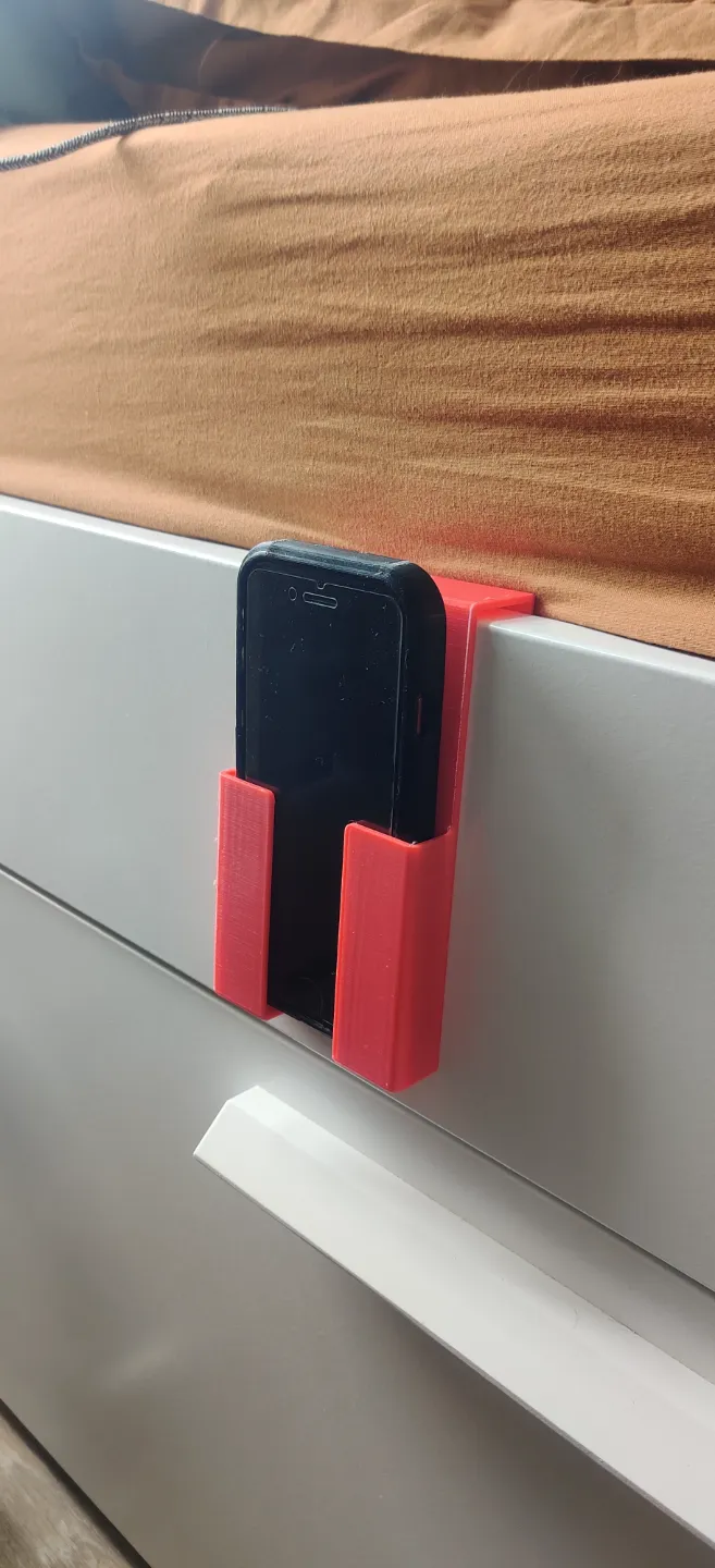 iPhone SE bed stand, photo 2 of 4 - iPhone SE bed stand Household