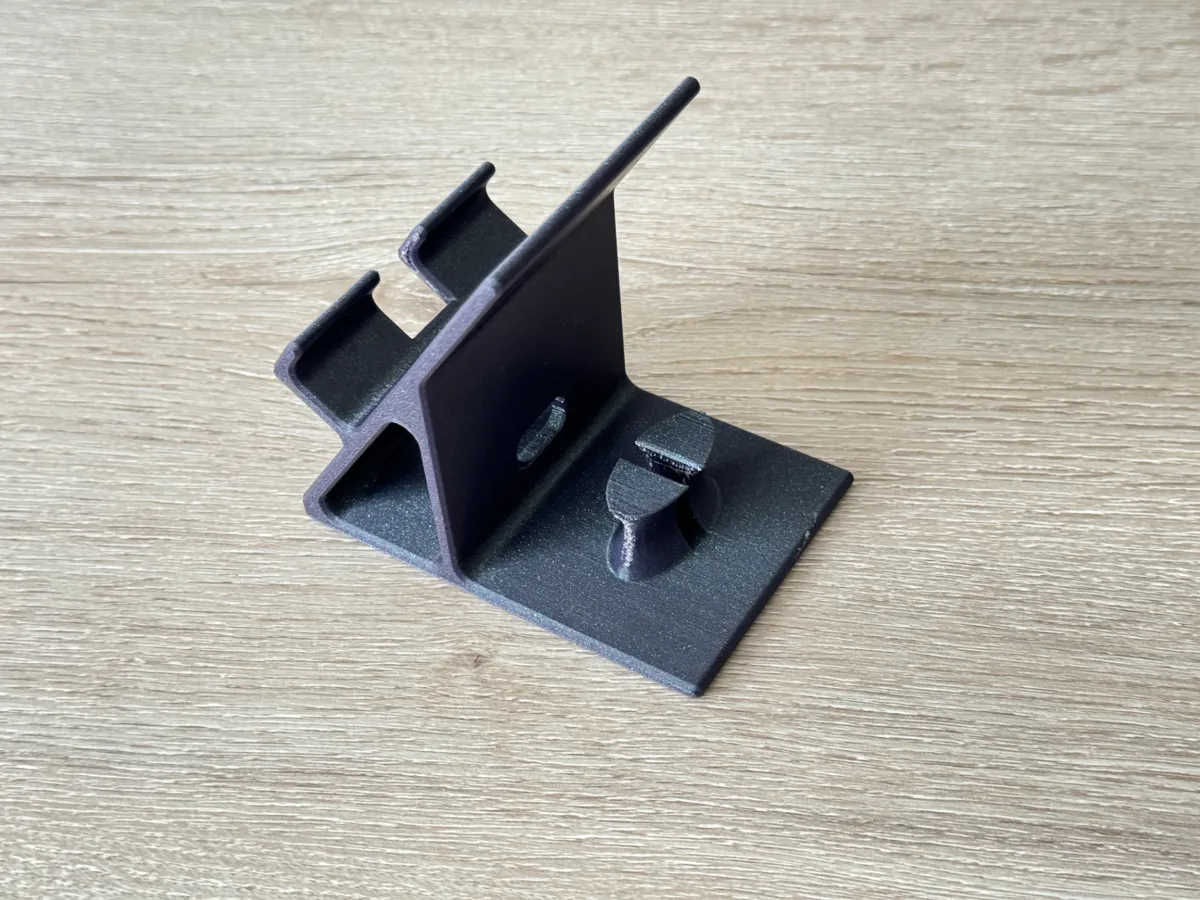 Simple phone holder, photo 3 of 4 - Simple phone holder Mobile & Device Accessories