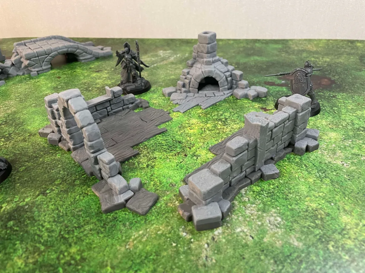 Ruined House, photo 2 of 4 - Ruined House Miniatures
