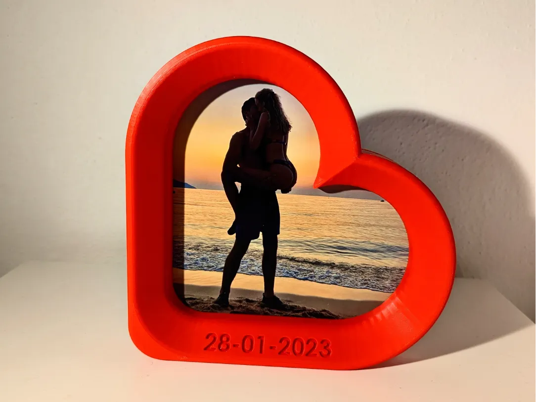 Heart-shaped photo frame