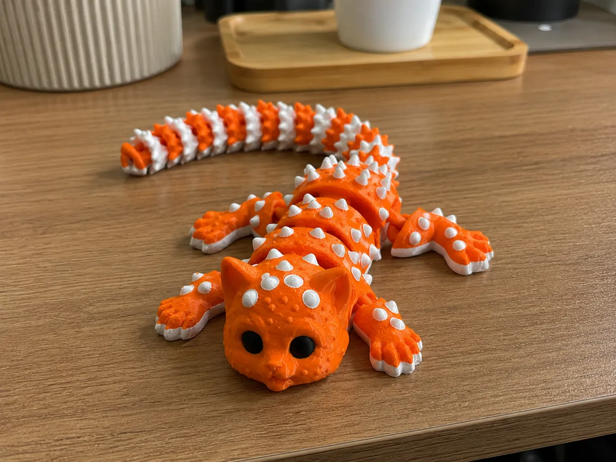 Spiky Flexi Cat, Articulated Flexible Cat Toy, photo 4 of 4 - Spiky Flexi Cat, Articulated Flexible Cat Toy Fidget & Sensory Toys