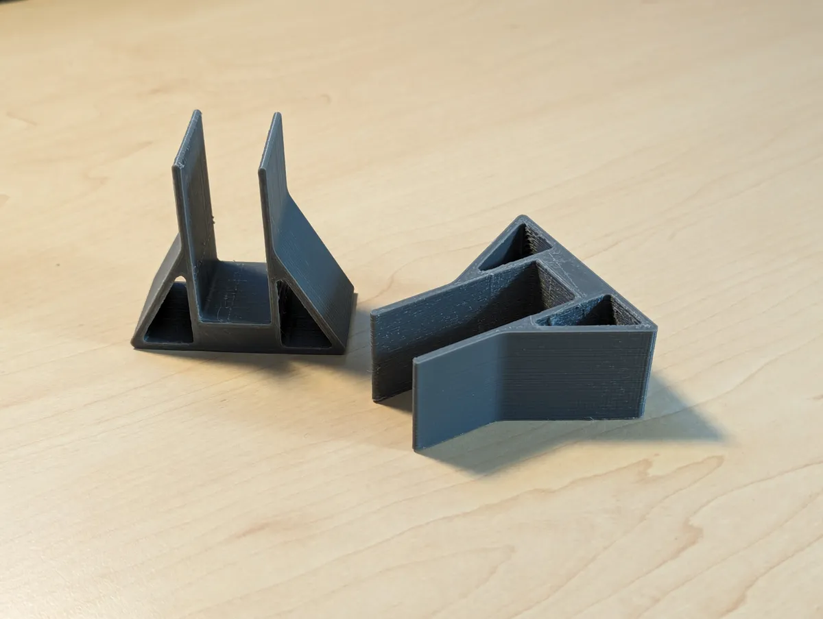 Vertical notebook stand (for ThinkPad X1 Yoga G3), photo 3 of 4 - Vertical notebook stand (for ThinkPad X1 Yoga G3) Mobile & Device Accessories