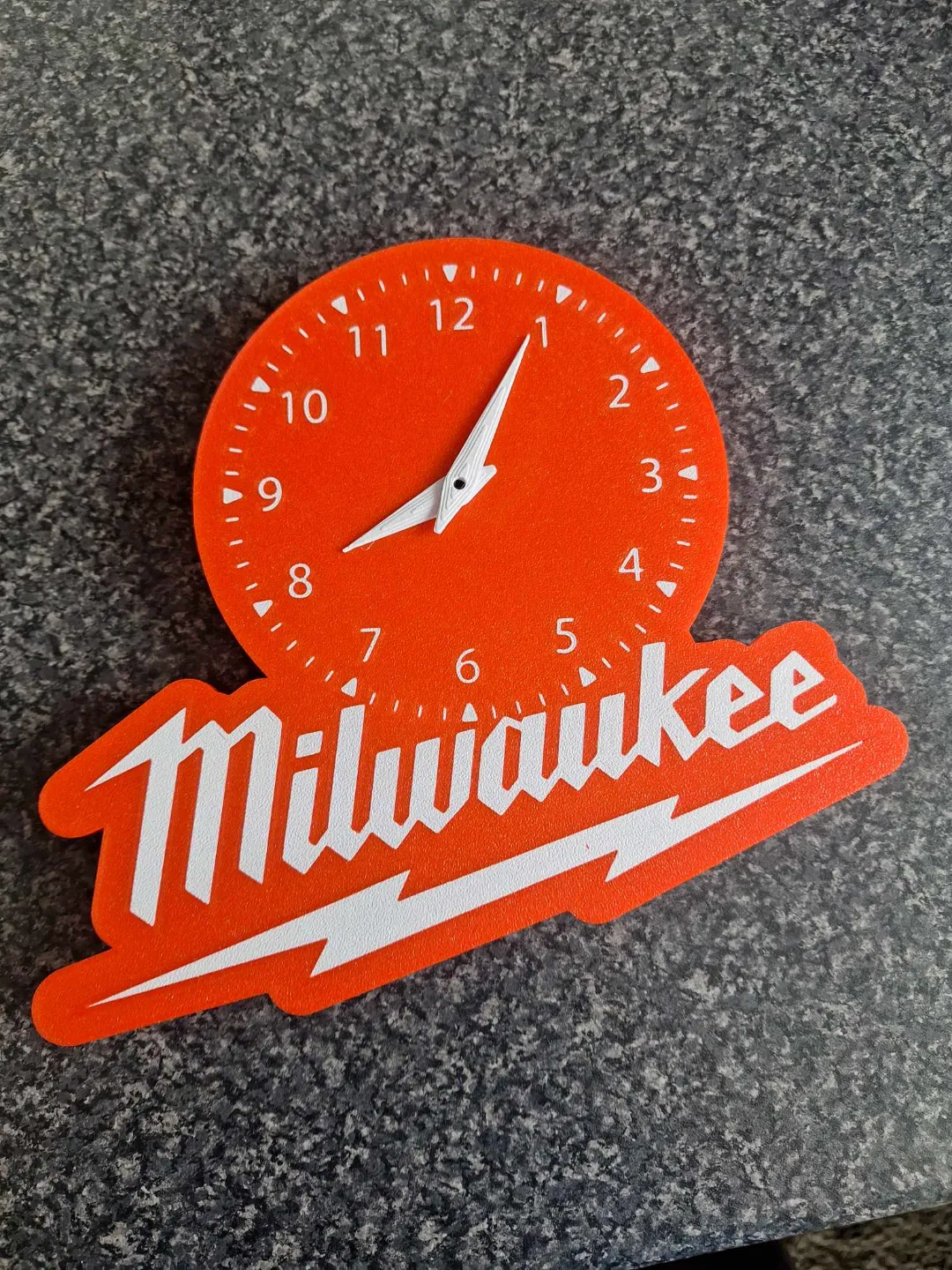 Milwaukee clock, photo 2 of 3 - Clocks, Home Decor Items