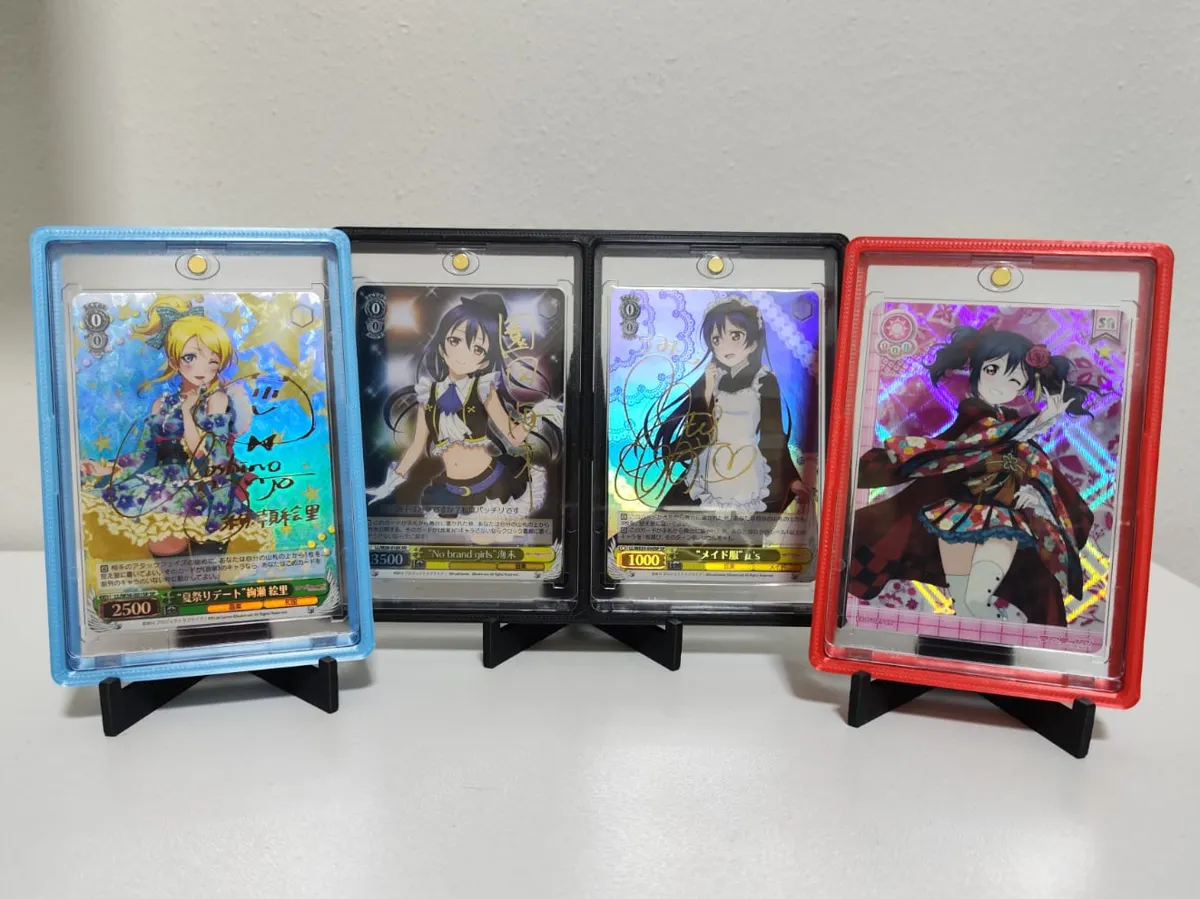 Magnetic Trading Card Display Case