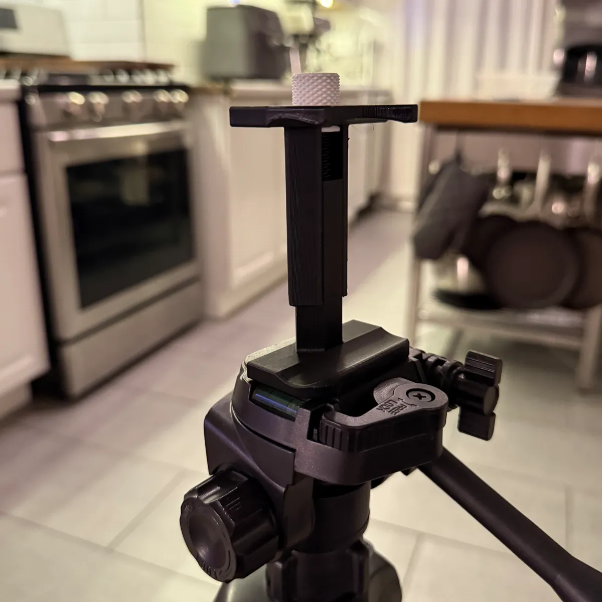 Phone Clamp for 44mm Tripod Quick Mount, photo 3 of 4 - Phone Clamp for 44mm Tripod Quick Mount Tools