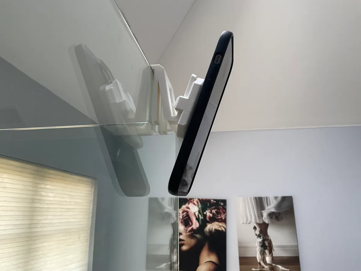 iPhone MagSafe Shower Mount, photo 3 of 4 - iPhone MagSafe Shower Mount Hobby & DIY