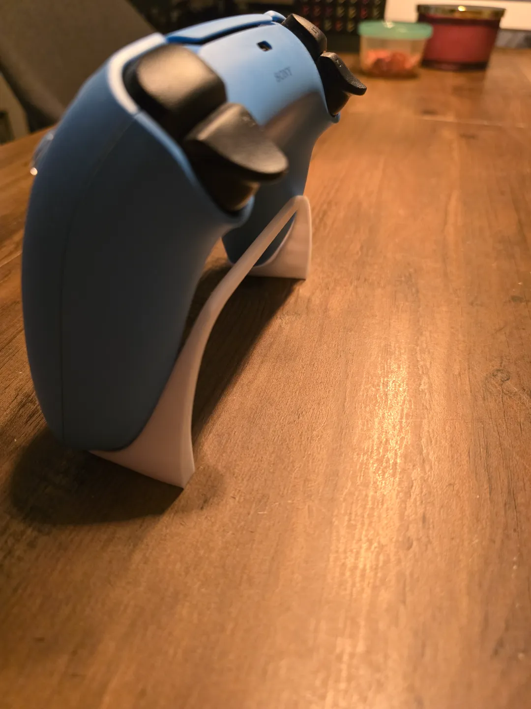 XBOX Series und Playstation 5 Controller Ständer, photo 2 of 4 - XBOX Series und Playstation 5 Controller Ständer Hobby & DIY