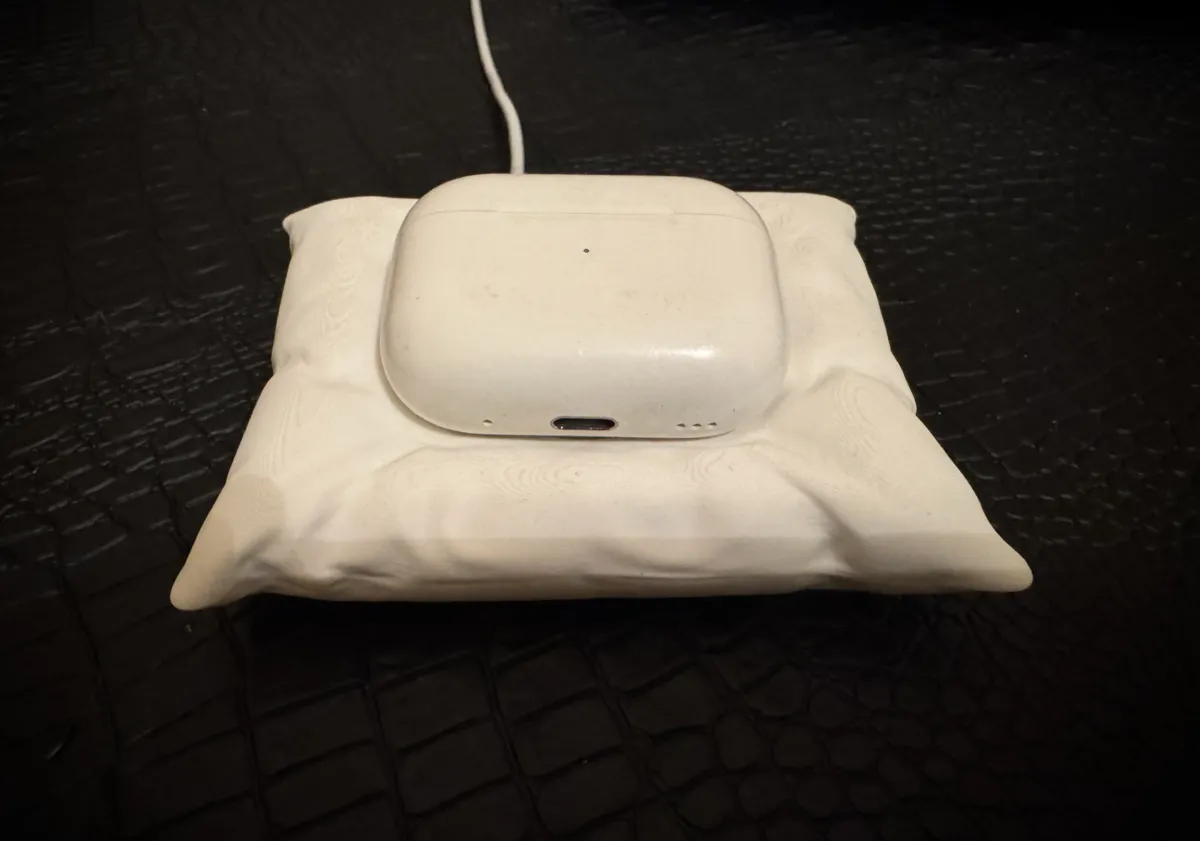 AirPods Pro Wireless Charging Pillow, photo 3 of 3 - AirPods Pro Wireless Charging Pillow Household