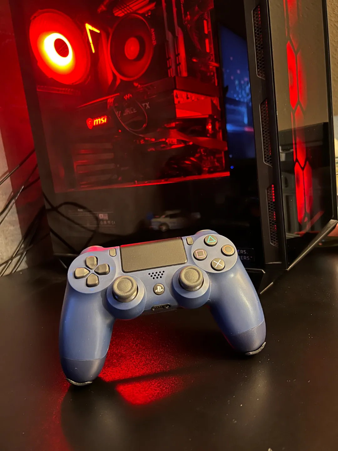 Invisible PS4 controller stand/ holder, photo 4 of 4 - Invisible PS4 controller stand/ holder Hobby & DIY