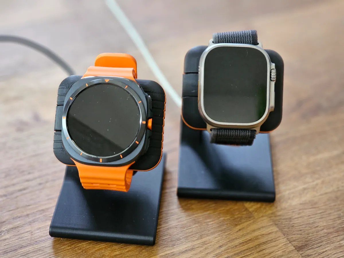Samsung / Apple watch charging stand, photo 4 of 4 - Samsung / Apple watch charging stand Mobile & Device Accessories
