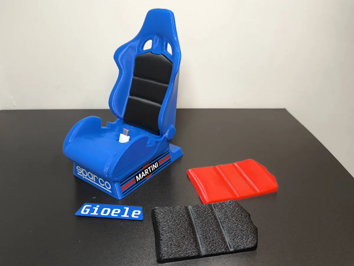 Universal Spring-Adjust Charging Stand, photo 4 of 4 - Universal Spring-Adjust Charging Stand Mobile & Device Accessories
