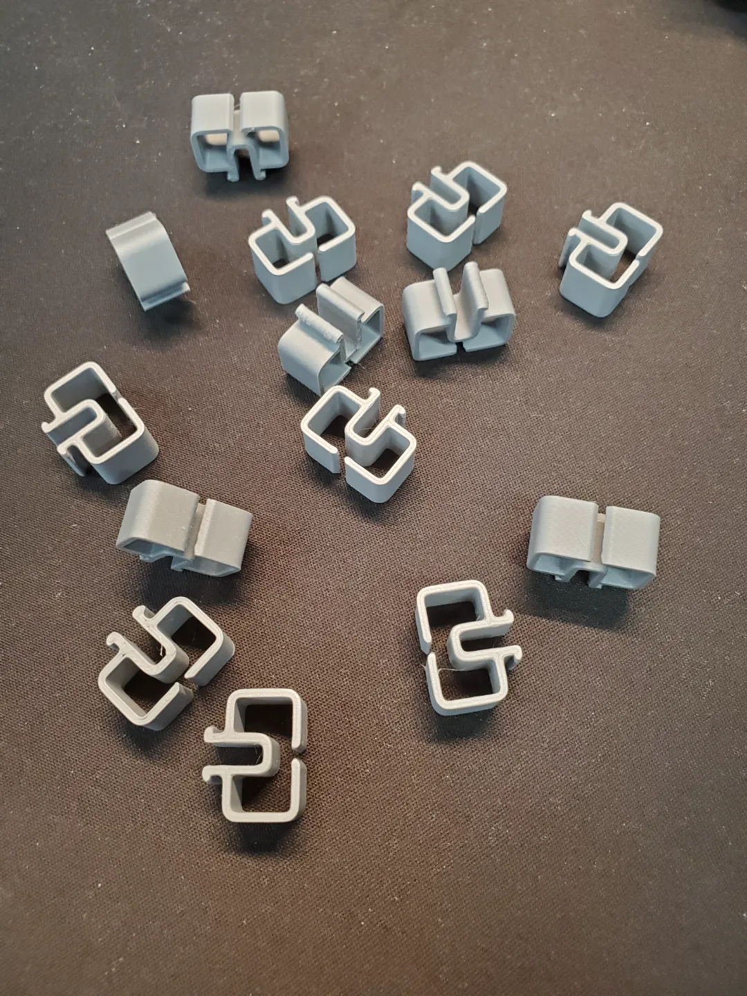 2020 Aluminium Extrusion Cable Management Bracket, photo 3 of 4 - 2020 Aluminium Extrusion Cable Management Bracket Mobile & Device Accessories