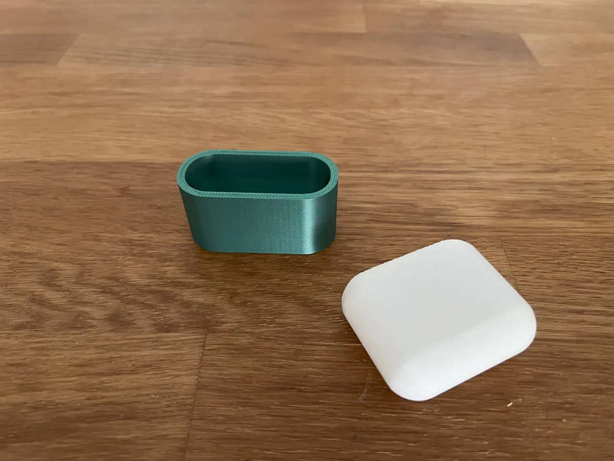 AirPods Gen. 4 case display holder oval, photo 4 of 4 - AirPods Gen. 4 case display holder oval Mobile & Device Accessories