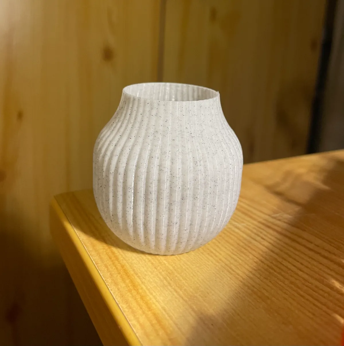 vase mode - Art Pieces, in stock in India