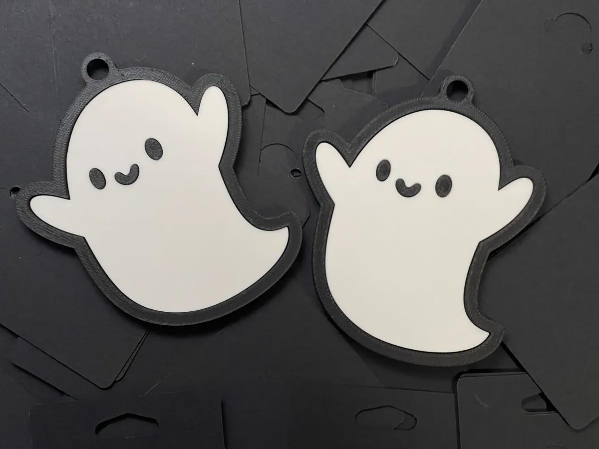 Cute Ghosts Key Tag / NFC Tag, photo 2 of 4 - Cute Ghosts Key Tag / NFC Tag Fashion